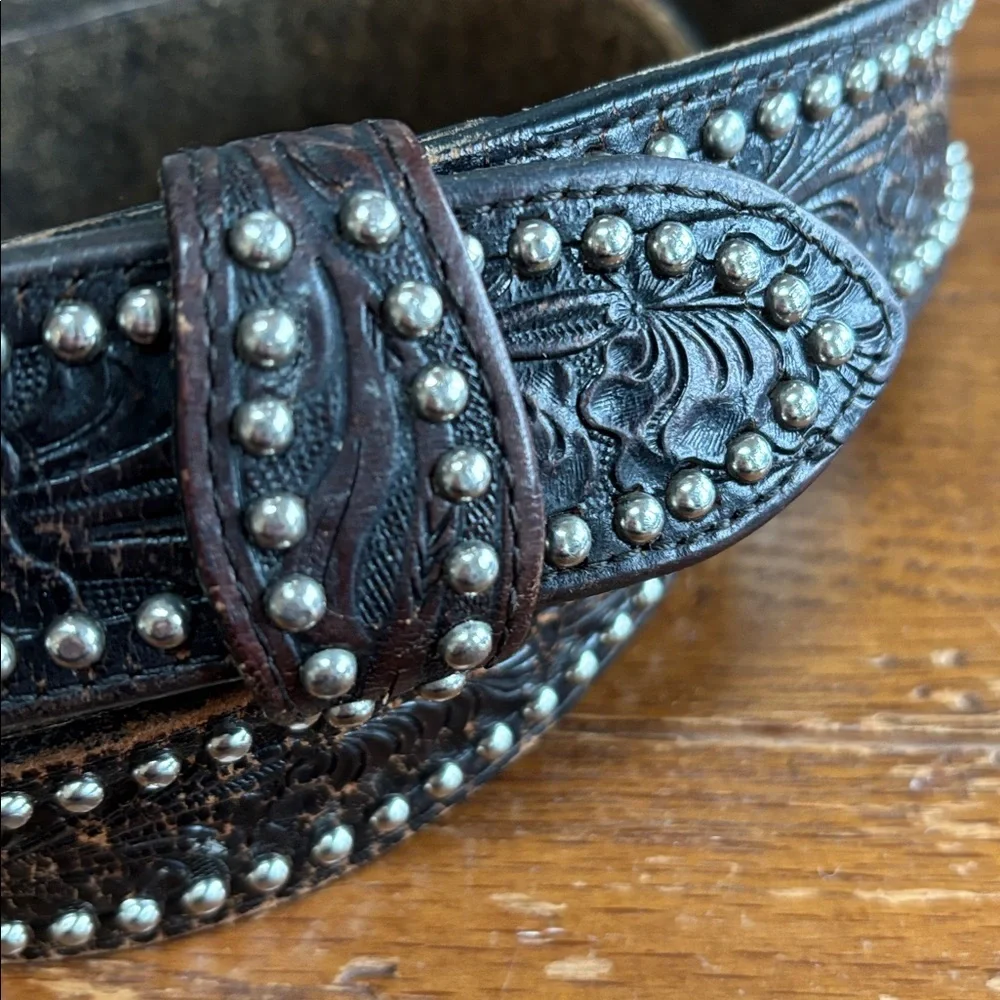 Vintage Brown Leather Tooled Silver Studded Western Belt Men’s Size 38